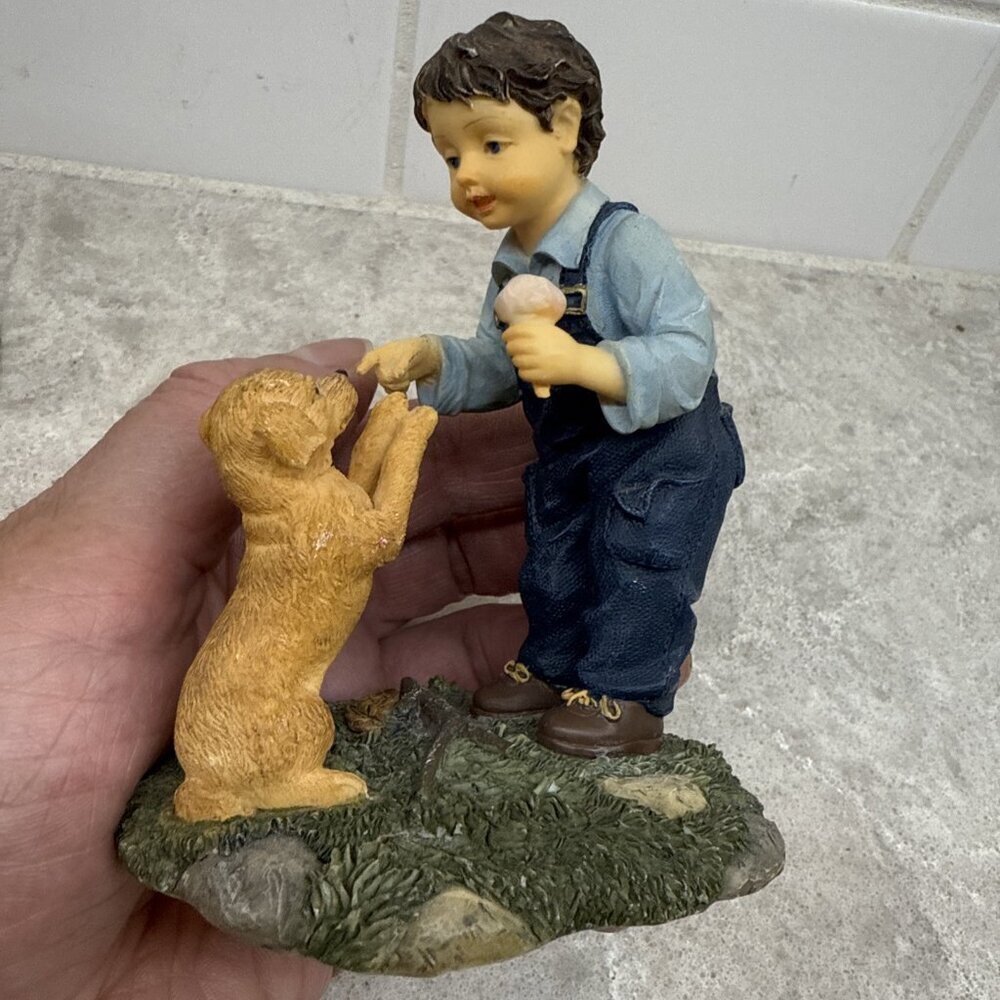 Vintage Avon Childhood Memories Collection figurine “Best Friends” Edition 2220